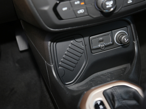 2018 180T ԄӸܰ п؅^