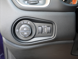 2018 180T ԄӸܰ п؅^