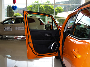 2018(lin) 180T Ԅ(dng)ܰ {λ܇T