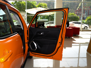 2018 180T ԄӸܰ g