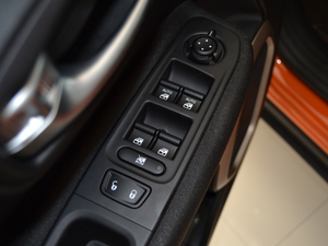 2018 180T ԄӸܰ {܇ƅ^	