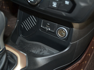 2018 180T ԄӸܰ п؅^