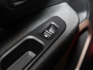 2018 180T ԄӸܰ п؅^(q)