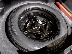 2019款2.0T 四驱探享版+自动驾驶智慧包 国V 备胎