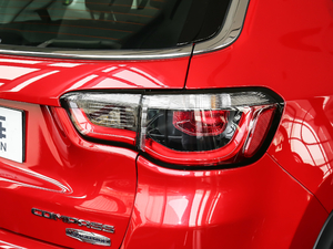 2019200T ԄӼ-W V ^