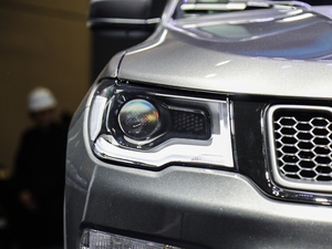 2019220T ԄŞ VI (ji)^