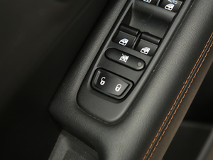 2019220T ԄӼ(q) VI п؅^(q)