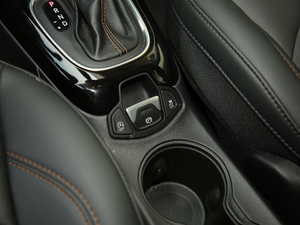 2019220T ԄӼ VI v܇Ƅ