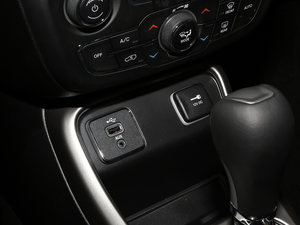 2019200TS ԄӃ- VI g