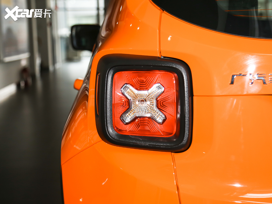 2019�����ɂb 220T �ԄӾ�Ӣ��