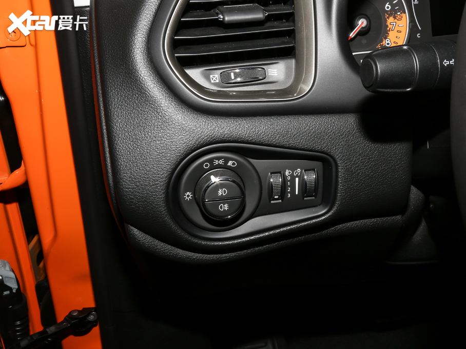 2019�����ɂb 220T �ԄӾ�Ӣ��