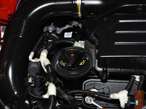 2019款220T 自动精英版 其它