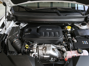 2020款2.0T 两驱领先版 其它