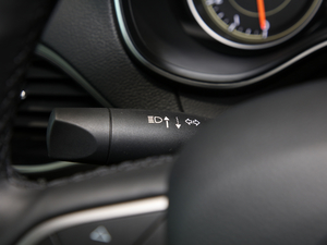 2020款2.0L 两驱安全升级版 中控区
