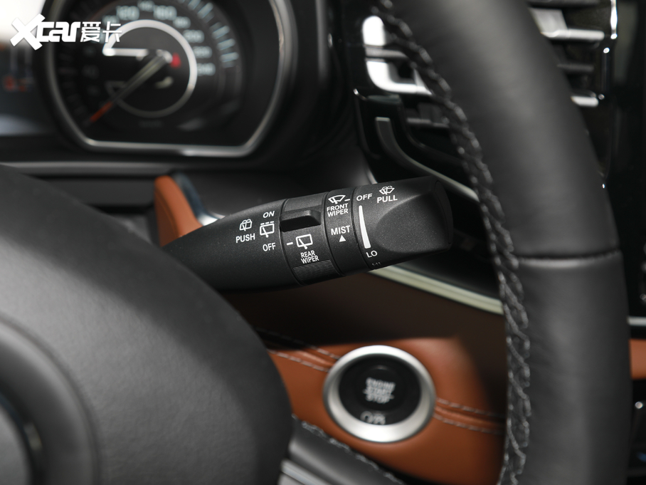 2020���ָ�]�� 2.0T ���(q��)��Ӣ��