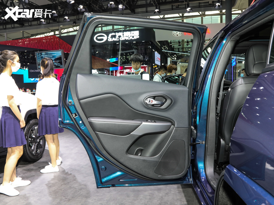 2021�����ɹ� 2.0T ���80����o���