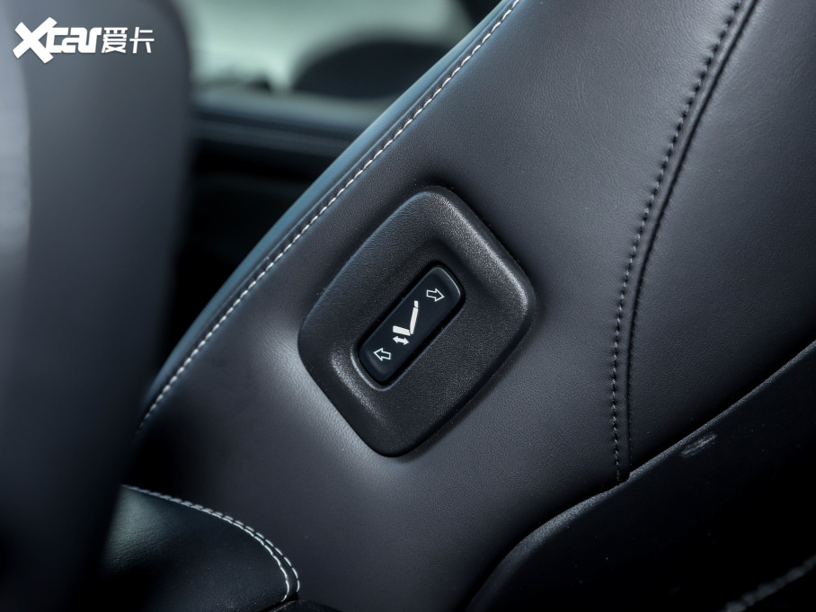 2022ָ]eʽτ(dng) 2.0T 늻(dng)