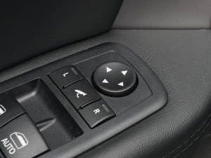 20222.0T (q)A п؅^(q)