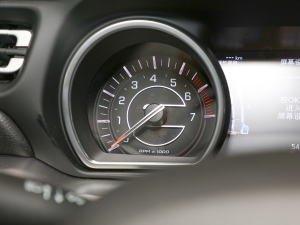 20222.0T 򌾫Ӣ п؅^