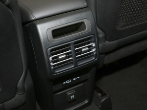 20222.0T 򌾫Ӣ п؅^