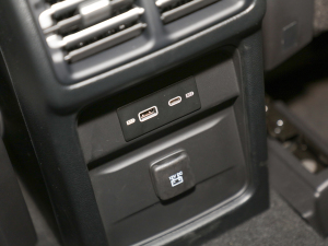 20222.0T 򌾫Ӣ п؅^