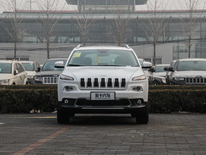 2016款2.4L 专业版 智能包 正前