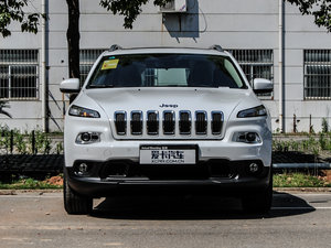2016款2.0L 优越版 正前