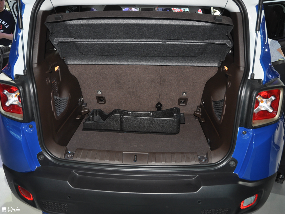 2016�����ɂb ħ�F�˰�