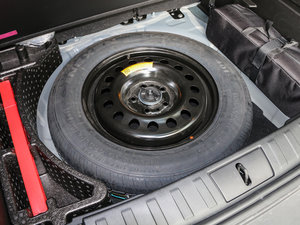 2016款2.0L 自动四驱75周年致敬版 其它