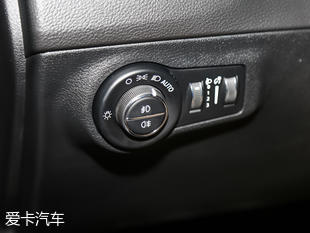 廣汽菲克2017款指南者