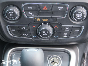 廣汽菲克2017款指南者