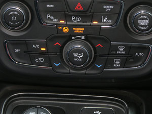 2017200TS (q) {(dio){(dio)(ji)