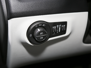 2017200T (q) п؅^(q)