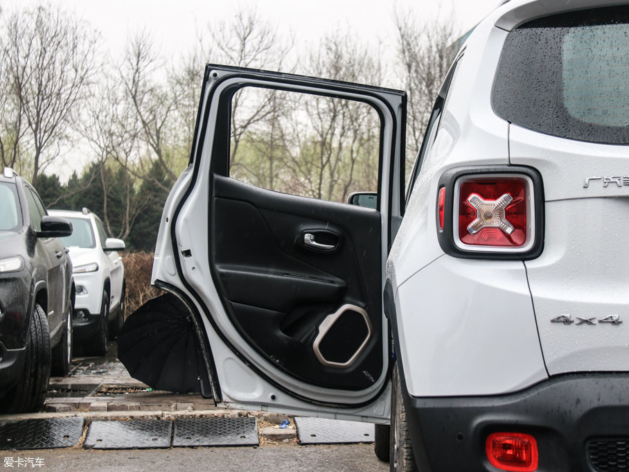 2017ɂb 180TS Ԅȫܳ