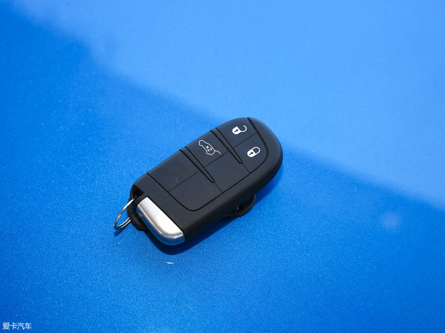 2017ɂb 180TS Ԅ(q)ȫܳ