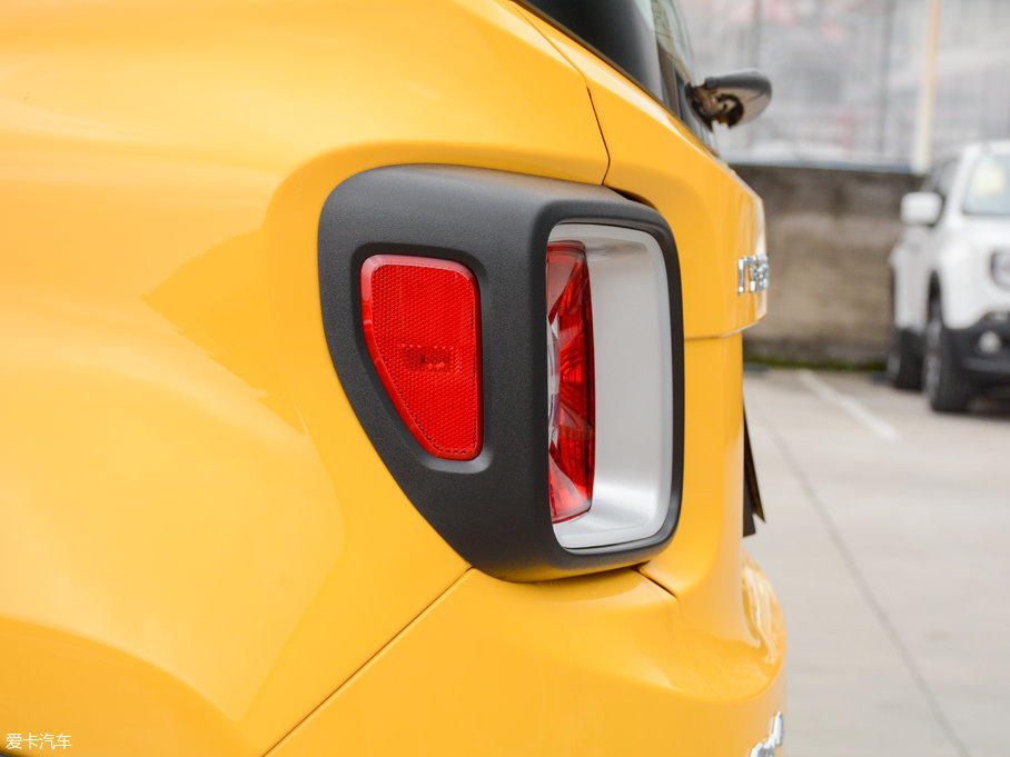 2017ɂb 180TS Ԅȫܰ