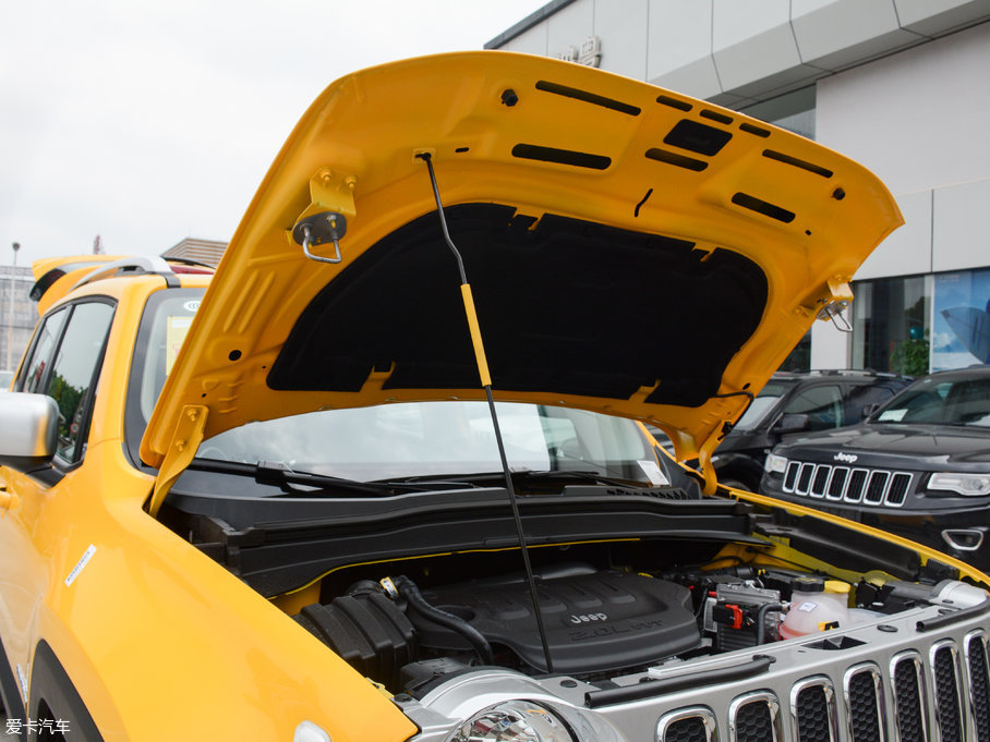 2017ɂb 180TS Ԅȫܰ