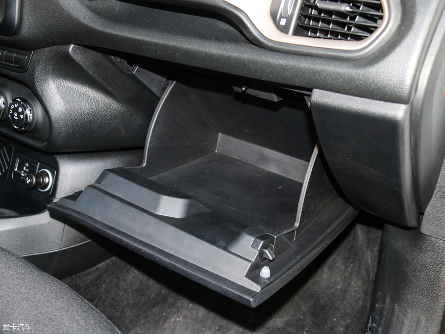 2017ɂb 180T  ք(dng)(dng)ܰ