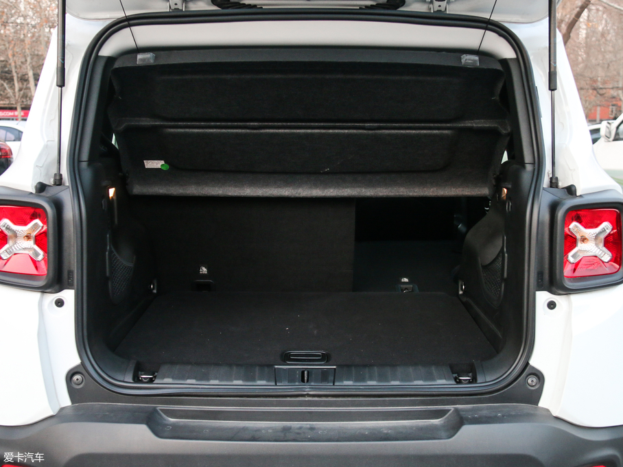 2017ɂb 180T  ք(dng)(dng)ܰ