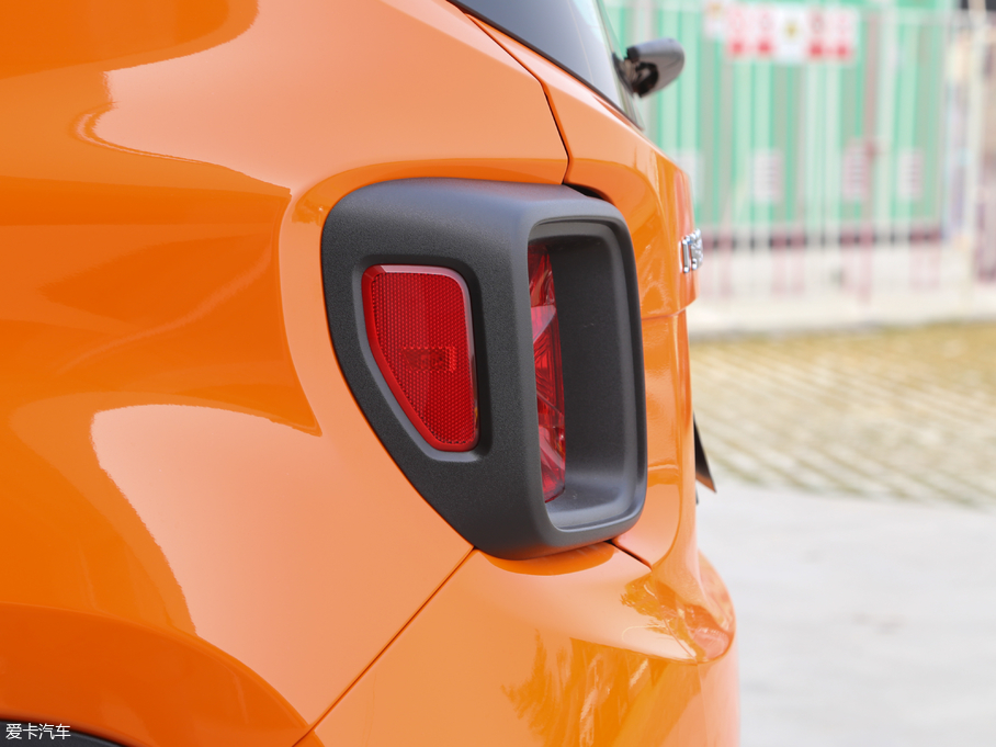 2017ɂb 180T  DCTܰ+