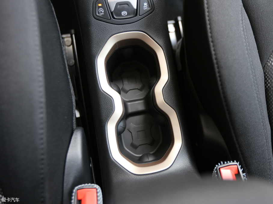 2017ɂb 180T  DCTܰ+