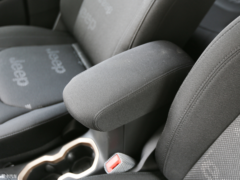 2017ɂb 180T  DCTܰ+