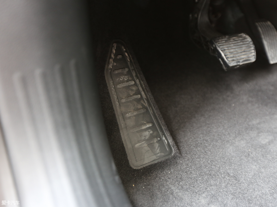 2017ɂb 180T  DCTܰ+