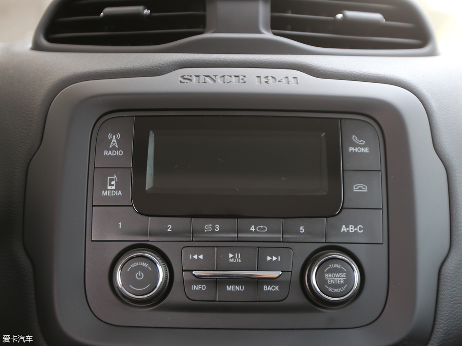 2017ɂb 180T  DCTܰ+