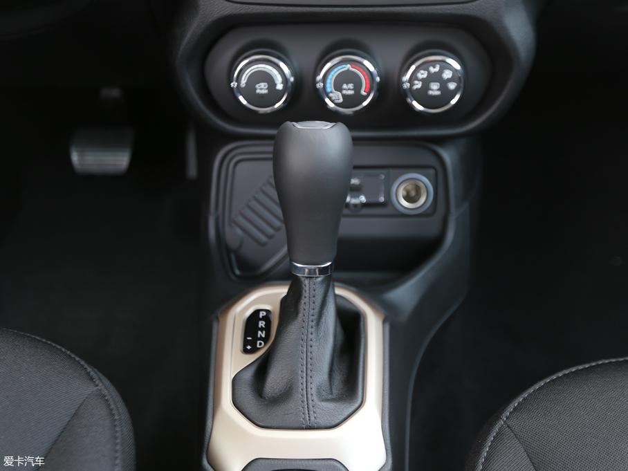 2017ɂb 180T  DCTܰ+