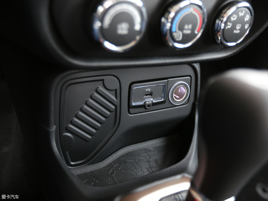 2017ɂb 180T  DCTܰ+