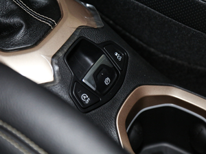 2017180T  DCTܰ v܇Ƅ