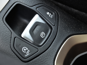 2017180T  DCTܰ v܇Ƅ