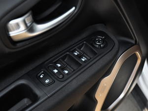 2017180T  DCTܰ {܇ƅ^(q)	