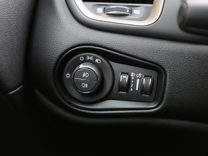 2017180T  DCTܰ+ п؅^(q)